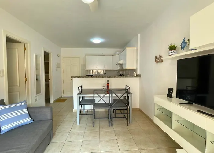 Markethome Jardines Del Mar Pool View